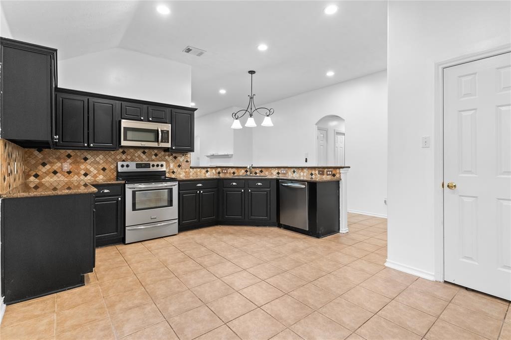 15323 Redbud Berry Way Cypress, TX 77433 - Photo 10 of 22