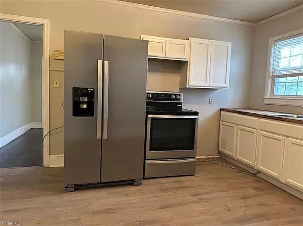 108 Edgeworth Street High Point, NC 27262 - Photo 3 of 20 Gallery Image 3