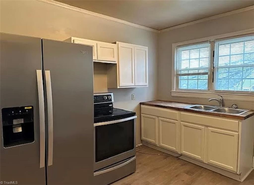 108 Edgeworth Street High Point, NC 27262 - Photo 4 of 20 Gallery Image 4