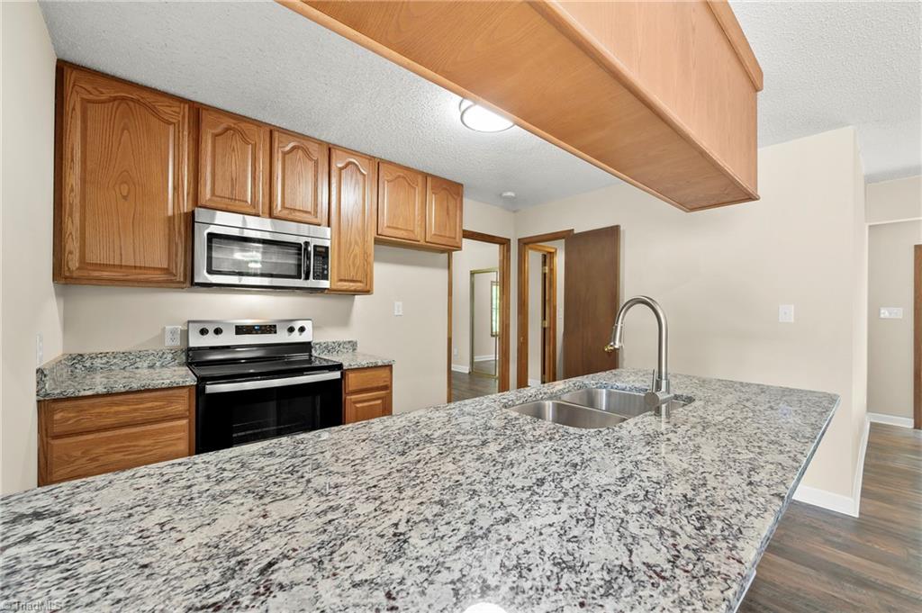 1016 Frye Bridge Road Clemmons, NC 27012 - Photo 14 of 32 Gallery Image 14