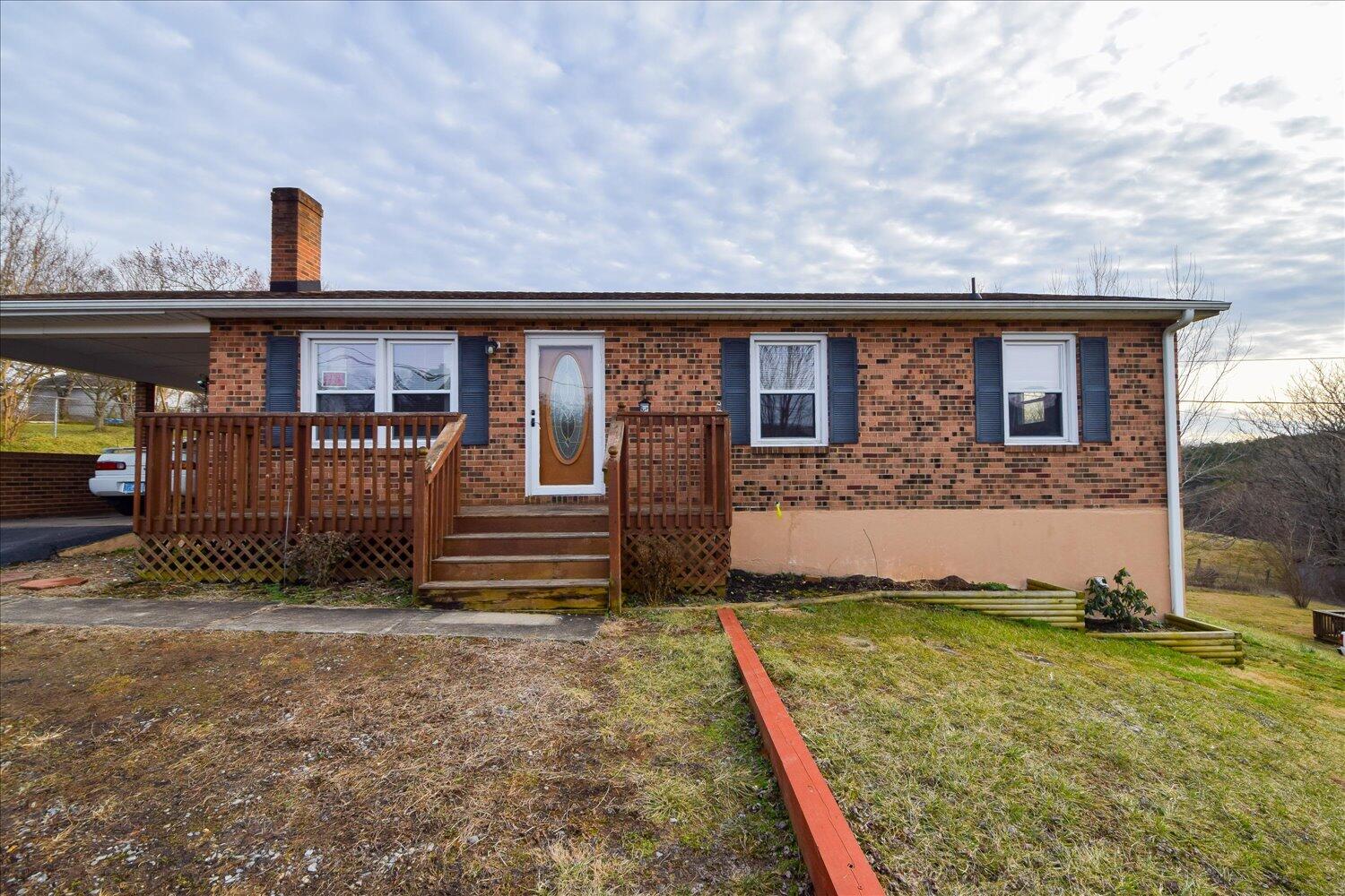 711 Mountain Pass Road Blue Ridge, VA 24064 - Photo 17 of 24 17-711 Mountain Pass-17