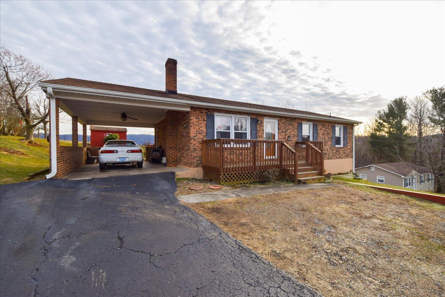 711 Mountain Pass Road Blue Ridge, VA 24064 - Photo 18 of 24 18-711 Mountain Pass-18