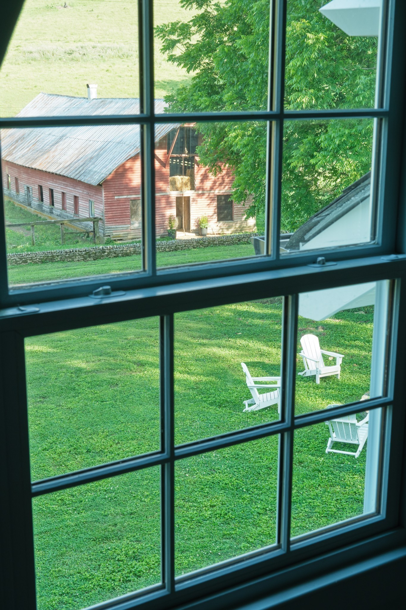 2405 Thompson Road Lewisburg, TN 37091 - Photo 29 of 71 a view of outdoor with a window