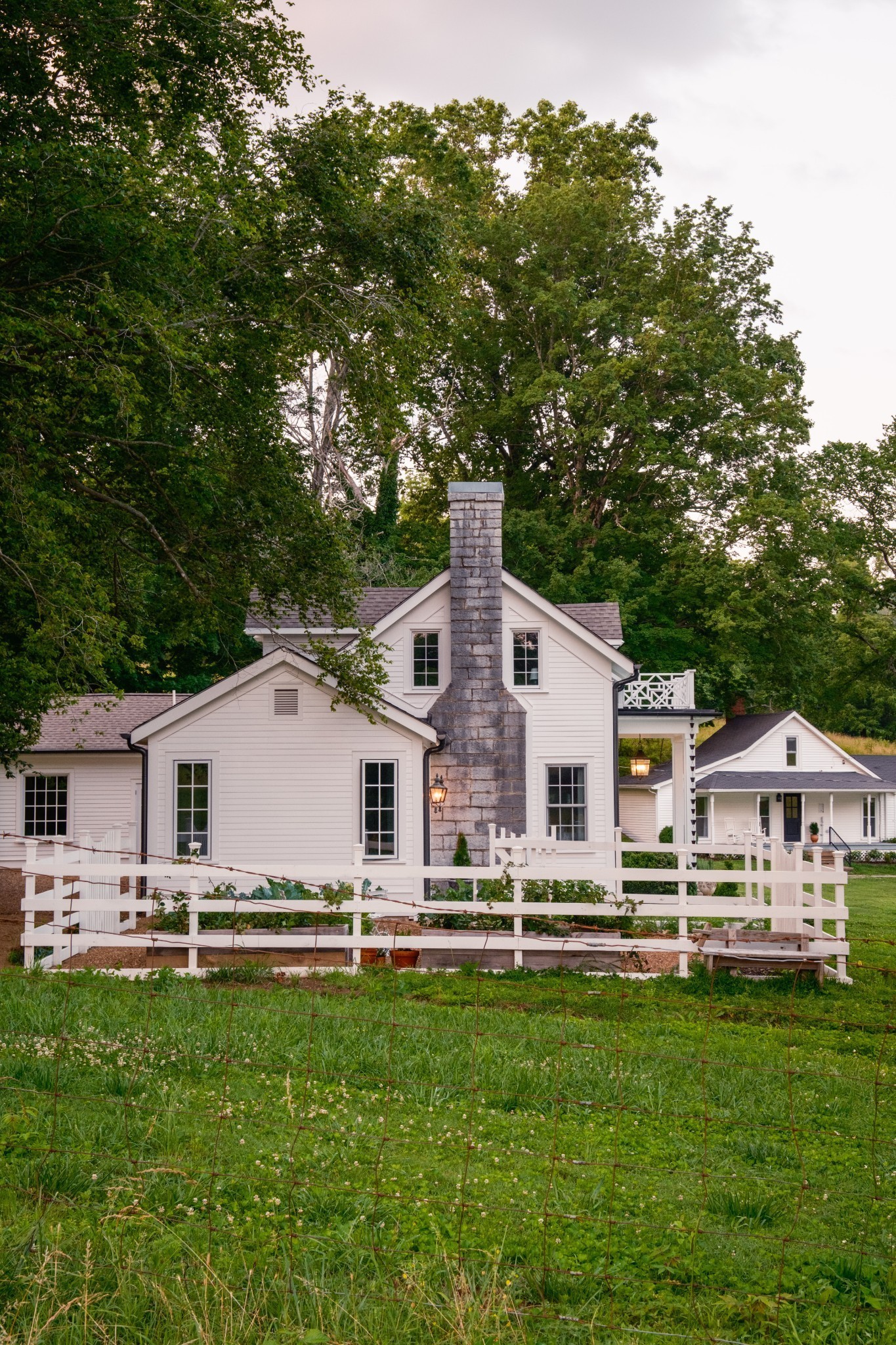2405 Thompson Road Lewisburg, TN 37091 - Photo 34 of 71 a front view of house with yard and green space
