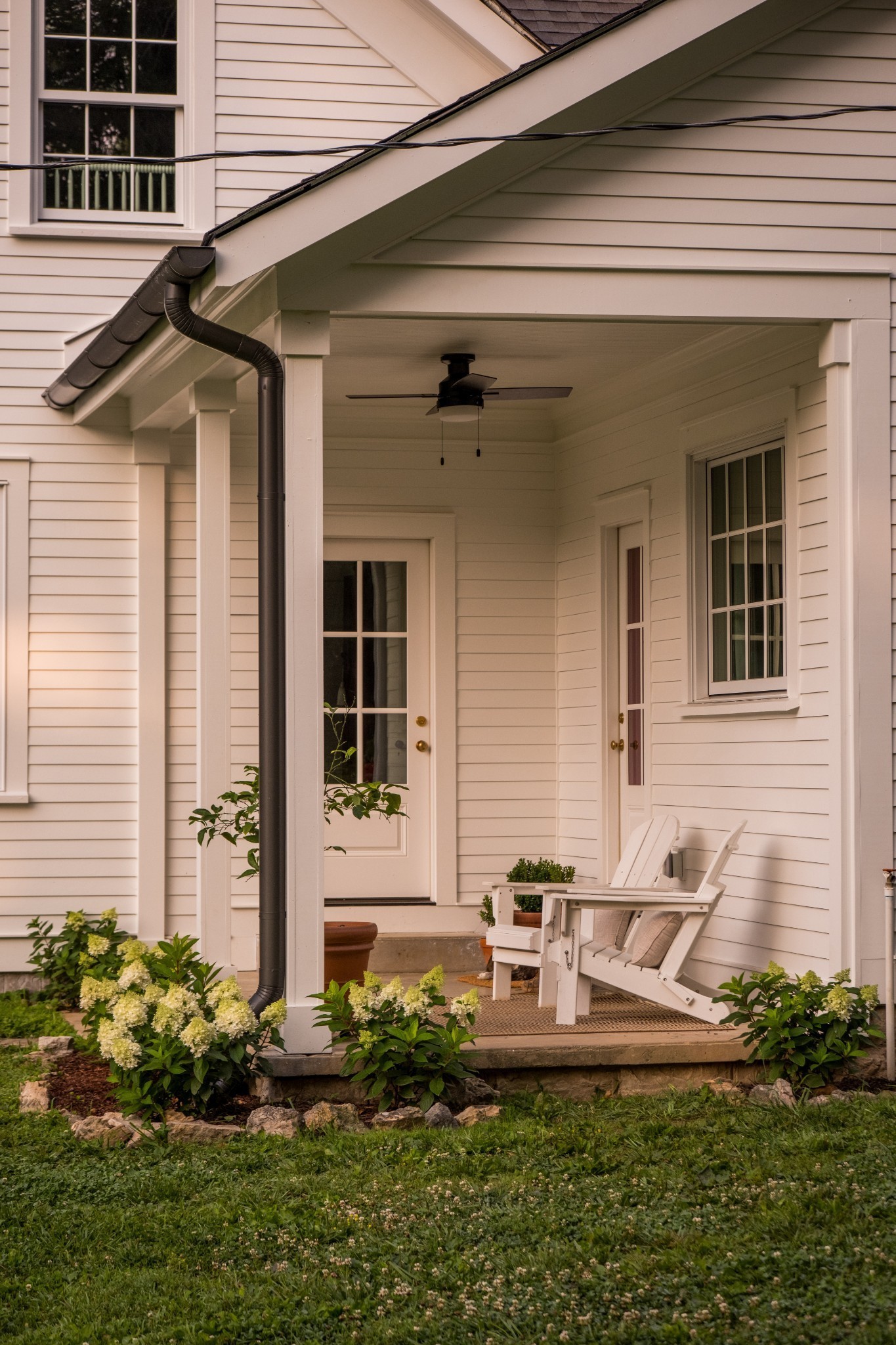 2405 Thompson Road Lewisburg, TN 37091 - Photo 37 of 71 a front view of a house with garden