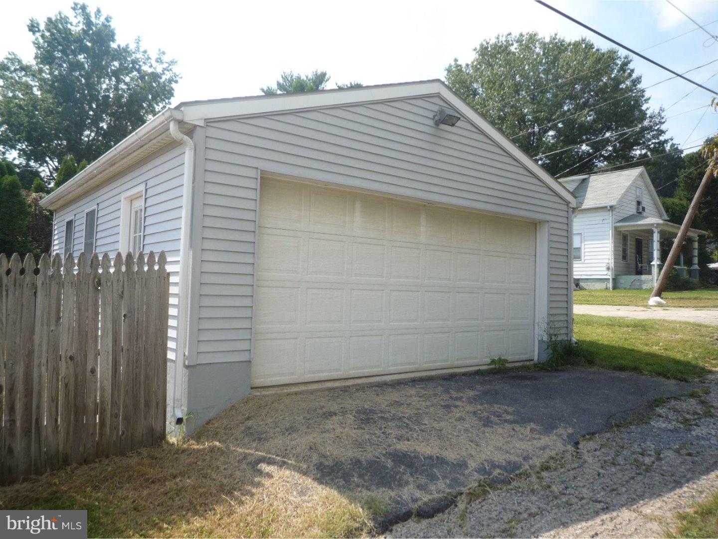 1715 Meade Street Reading, PA 19607 - Photo 17 of 19 Gallery Image 17