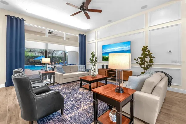 $926,777 | 5210 Alafia Falls Drive, Lithia, FL 33547