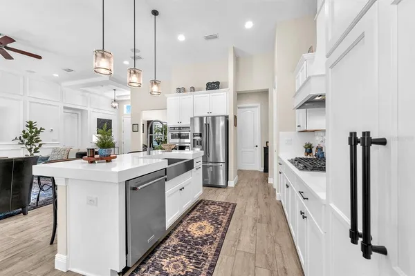 $926,777 | 5210 Alafia Falls Drive, Lithia, FL 33547