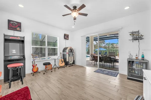 $926,777 | 5210 Alafia Falls Drive, Lithia, FL 33547