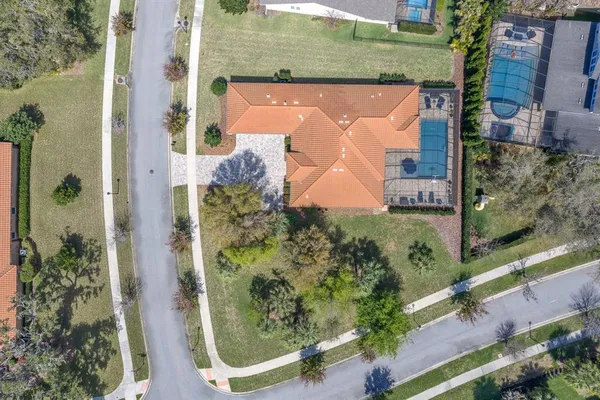 $926,777 | 5210 Alafia Falls Drive, Lithia, FL 33547