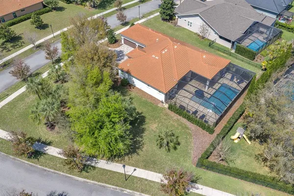 $926,777 | 5210 Alafia Falls Drive, Lithia, FL 33547