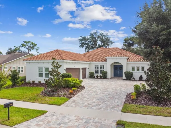 $926,777 | 5210 Alafia Falls Drive, Lithia, FL 33547