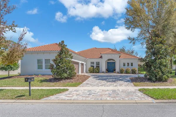 $926,777 | 5210 Alafia Falls Drive, Lithia, FL 33547