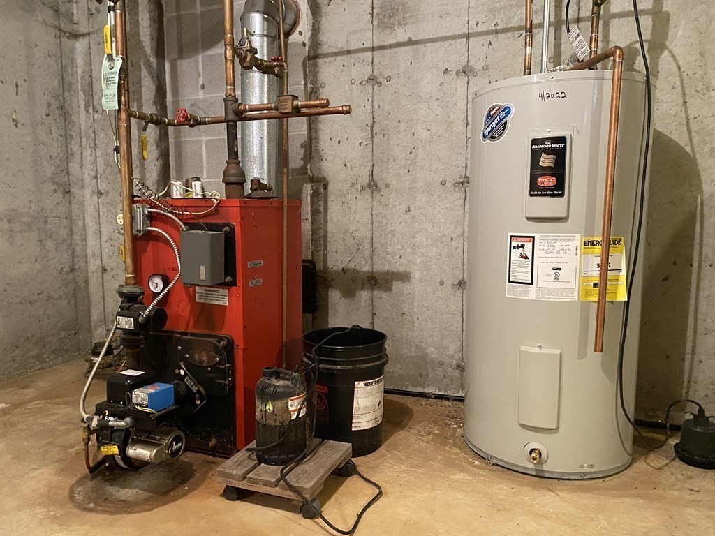 72 North Hillside Road Deerfield, MA 01373 - Photo 23 of 29 a view of a room with gym equipment