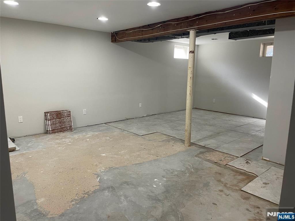 20 Wareham Road Dumont, NJ 07628 - Photo 19 of 28