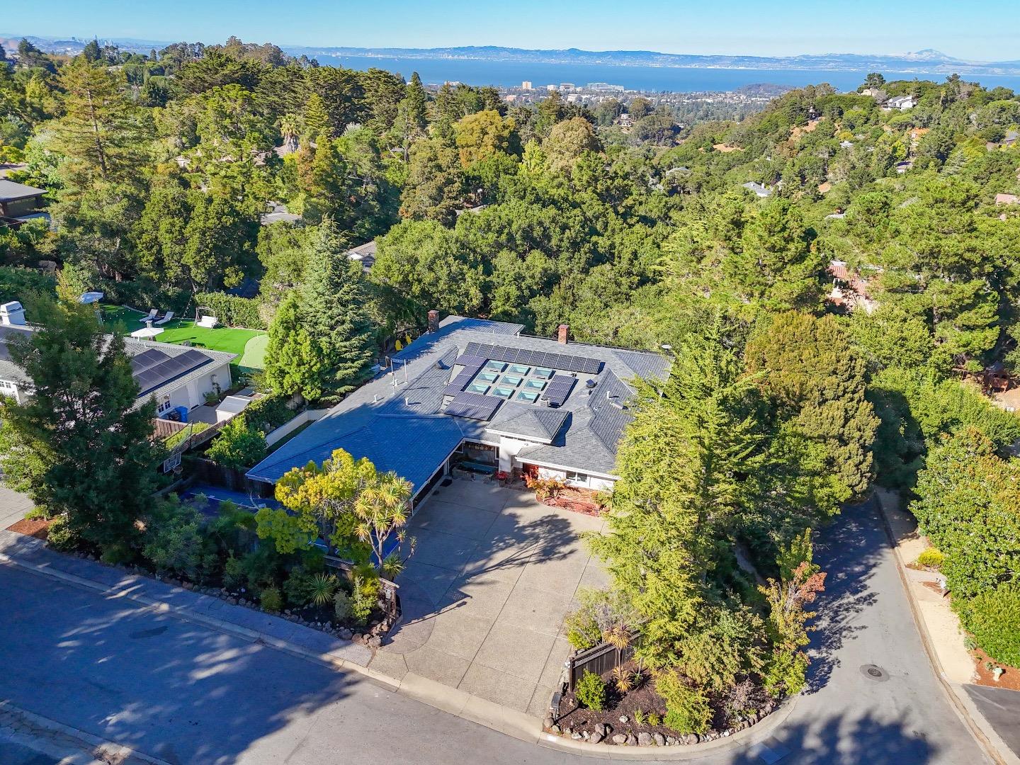 250 Darrell Road Hillsborough, CA 94010 - Photo 1 of 85