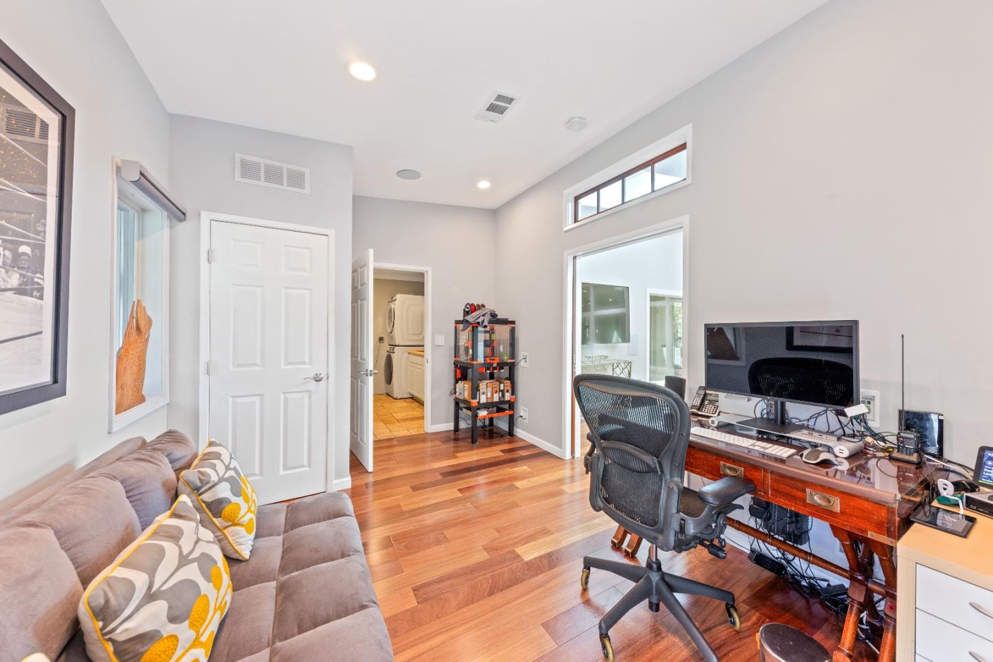 250 Darrell Road Hillsborough, CA 94010 - Photo 47 of 85