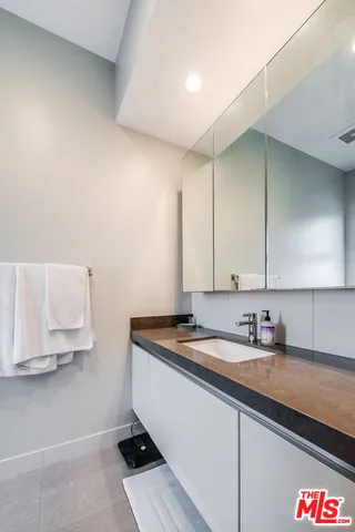 $3,450,000 | 2015 Purdue Avenue, Los Angeles, CA 90025