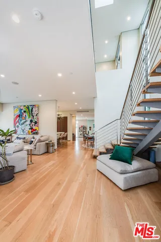 $3,450,000 | 2015 Purdue Avenue, Los Angeles, CA 90025