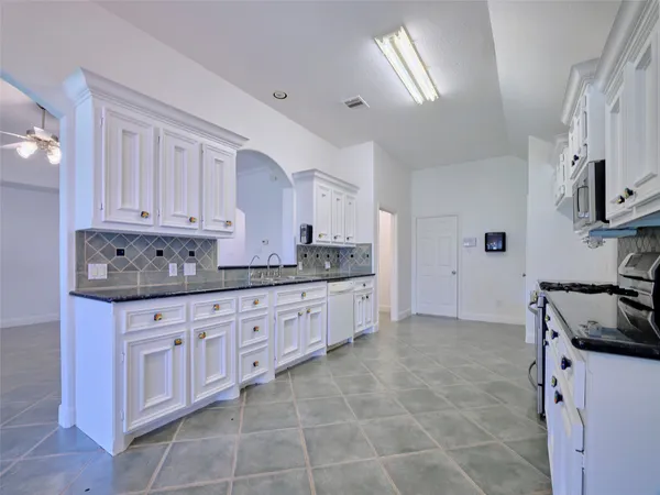 $244,900 | 2451 Teresa Drive, Rosenberg, TX 77471