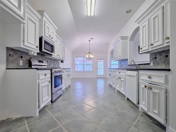 $244,900 | 2451 Teresa Drive, Rosenberg, TX 77471