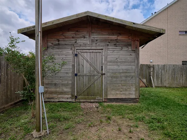 $244,900 | 2451 Teresa Drive, Rosenberg, TX 77471