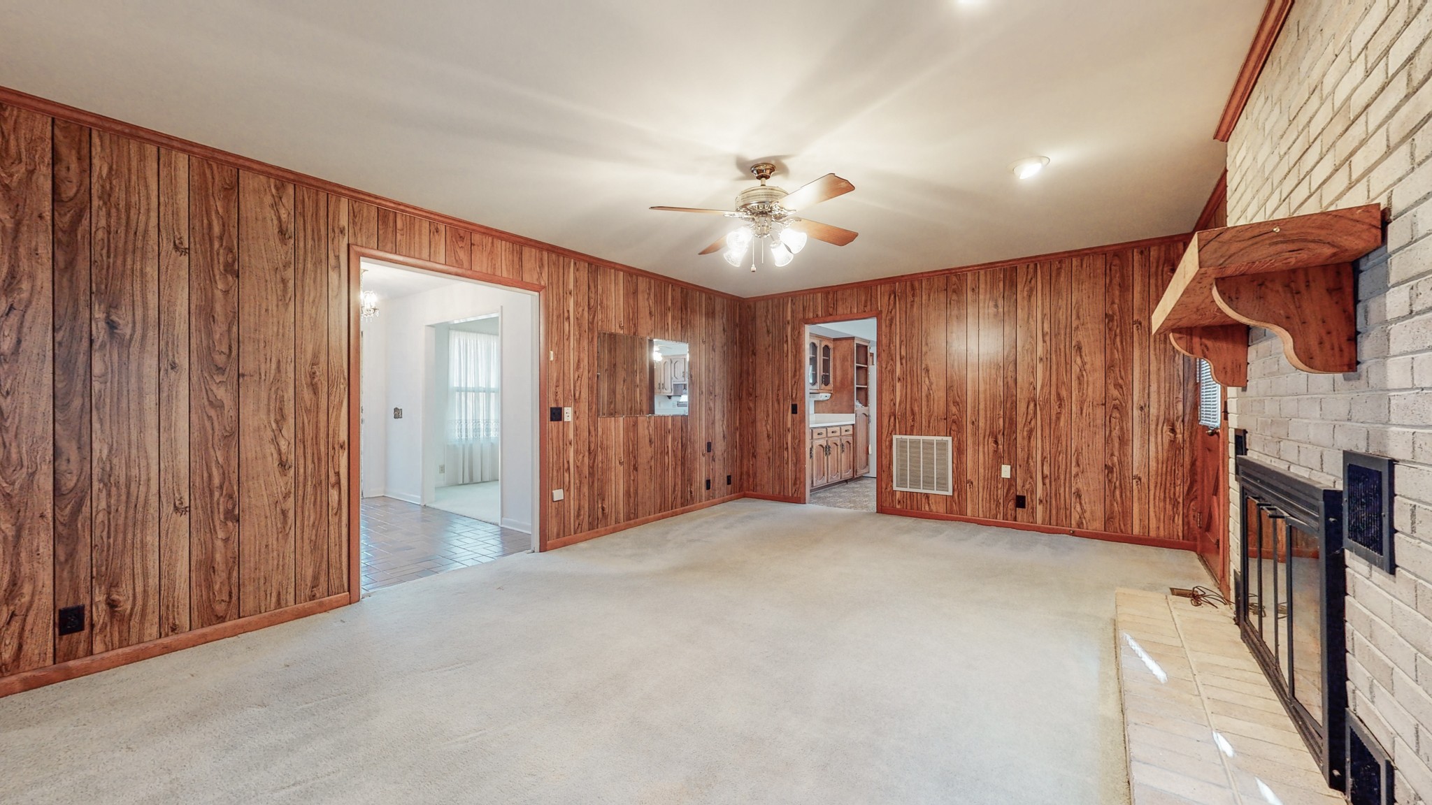 2124 Hillsboro Road Franklin, TN 37069 - Photo 15 of 44 a view of empty room with a ceiling fan