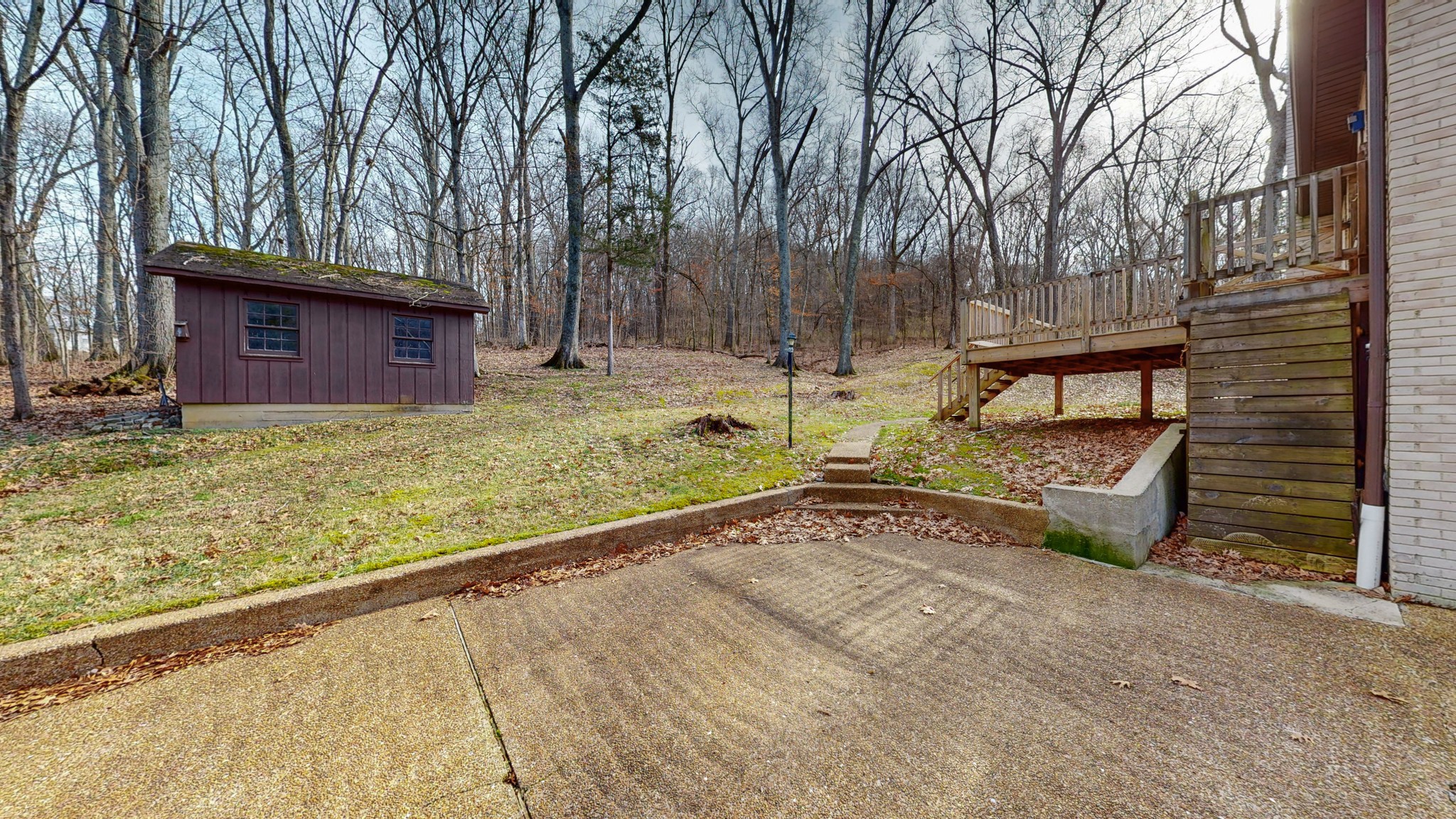 2124 Hillsboro Road Franklin, TN 37069 - Photo 43 of 44 a view of a yard with wooden fence