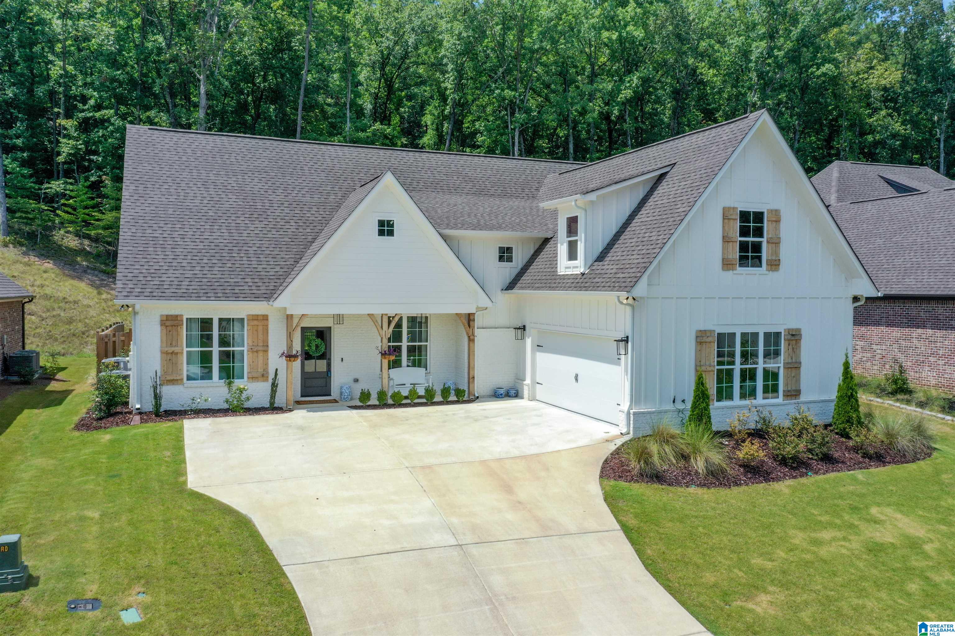 317 Kinross Circle Pelham, AL 35124 - Photo 1 of 59