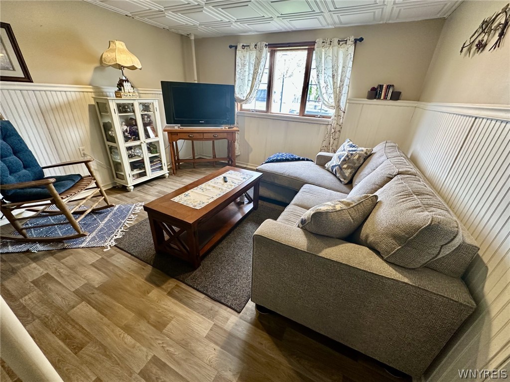 149 Hillpine Road Cheektowaga, NY 14227 - Photo 17 of 37