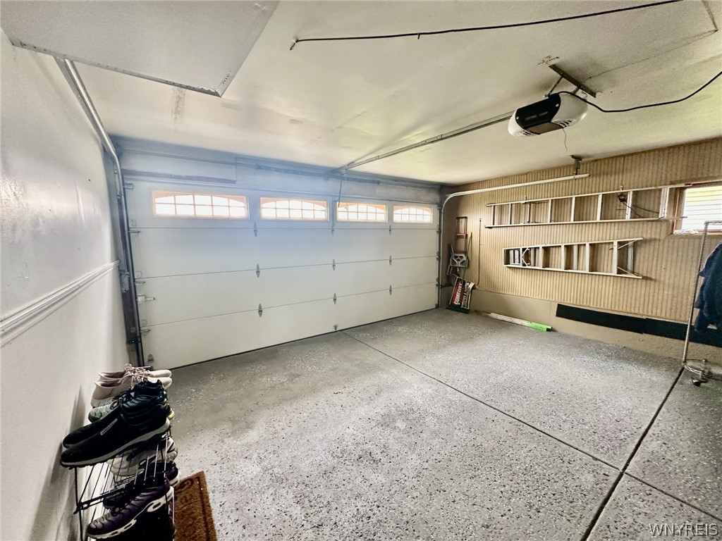 149 Hillpine Road Cheektowaga, NY 14227 - Photo 29 of 37