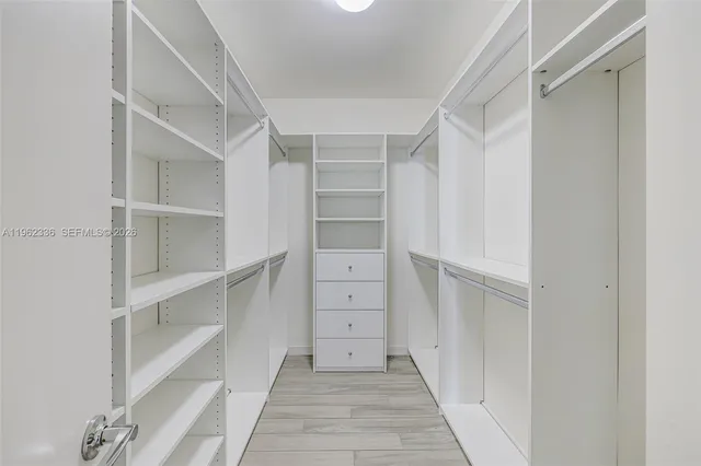 $749,950 | 999 Southwest 1st Avenue, Unit 1916, Miami, FL 33130