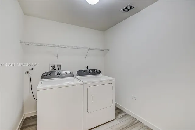 $749,950 | 999 Southwest 1st Avenue, Unit 1916, Miami, FL 33130