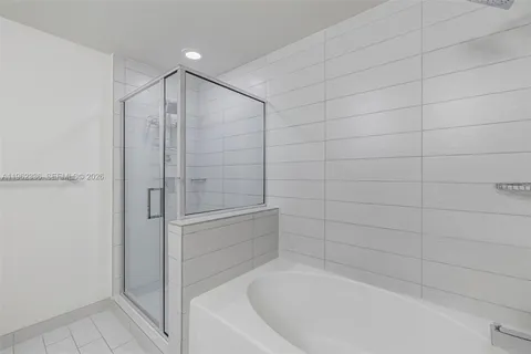 $749,950 | 999 Southwest 1st Avenue, Unit 1916, Miami, FL 33130