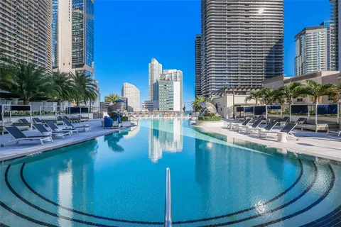 $749,950 | 999 Southwest 1st Avenue, Unit 1916, Miami, FL 33130