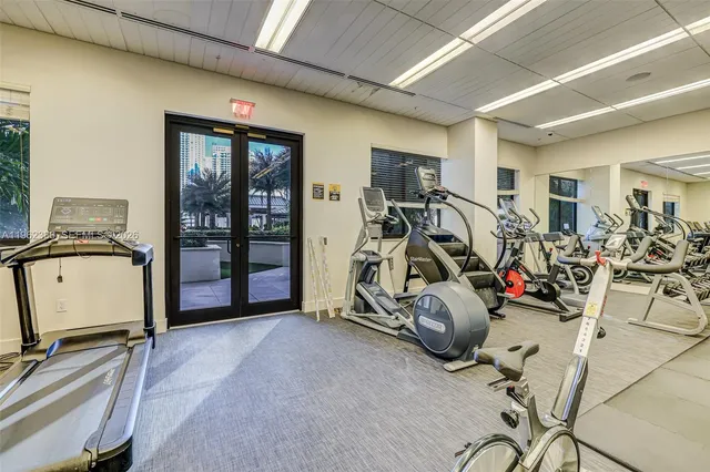 $749,950 | 999 Southwest 1st Avenue, Unit 1916, Miami, FL 33130