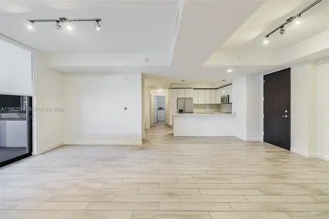 $749,950 | 999 Southwest 1st Avenue, Unit 1916, Miami, FL 33130