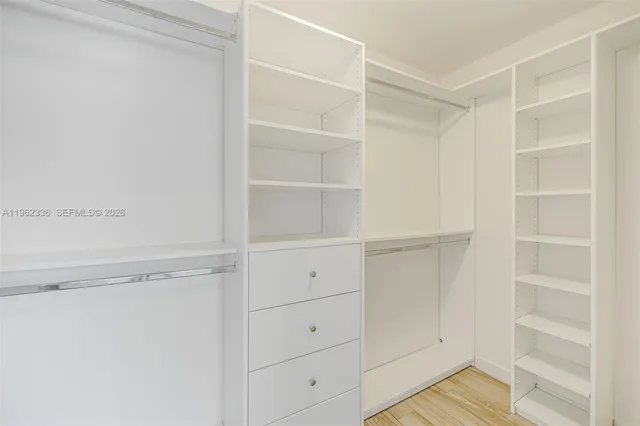 $749,950 | 999 Southwest 1st Avenue, Unit 1916, Miami, FL 33130