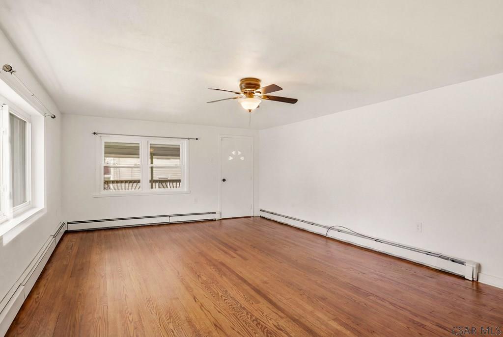 910 Poplar Street Windber, PA 15963 - Photo 4 of 29