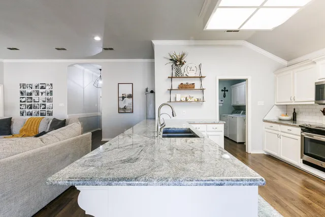 $319,500 | 414 Sooner Street, Wolfforth, TX 79382