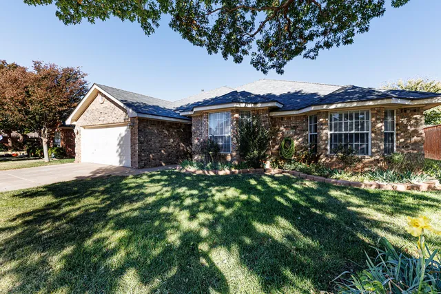 $319,500 | 414 Sooner Street, Wolfforth, TX 79382