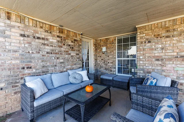 $319,500 | 414 Sooner Street, Wolfforth, TX 79382