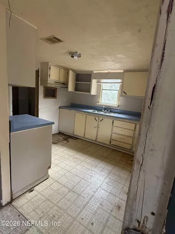 $59,900 | 626 Dawn Avenue, Interlachen, FL 32148