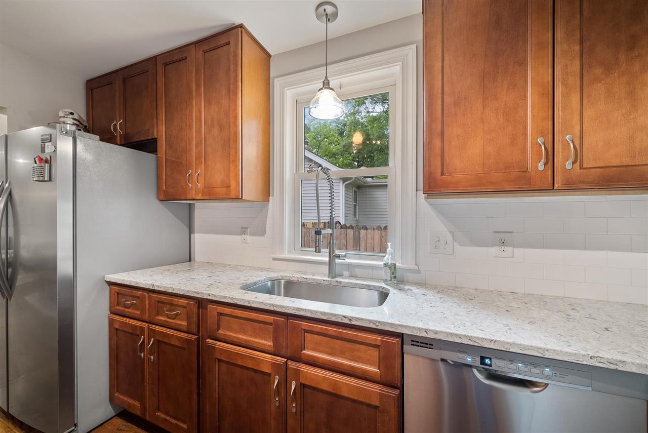 702 Glascock Street Raleigh, NC 27604 - Photo 12 of 29 Photo 12