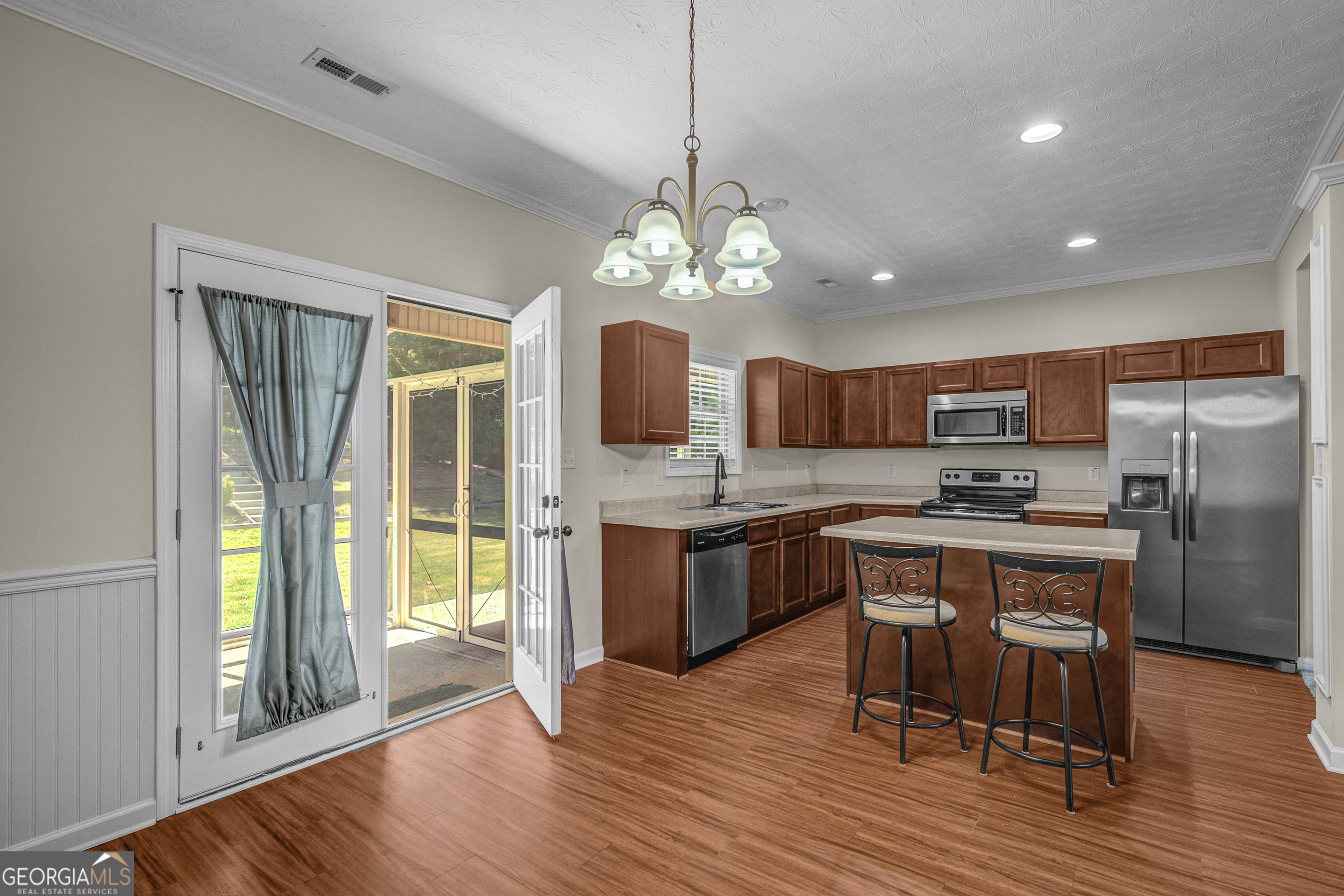 175 Spring Circle Senoia, GA 30276 - Photo 13 of 46