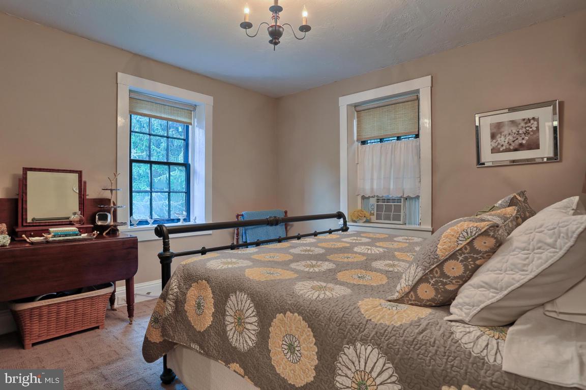 321 East Roseville Road Lancaster, PA 17601 - Photo 26 of 34 Gallery Image 26