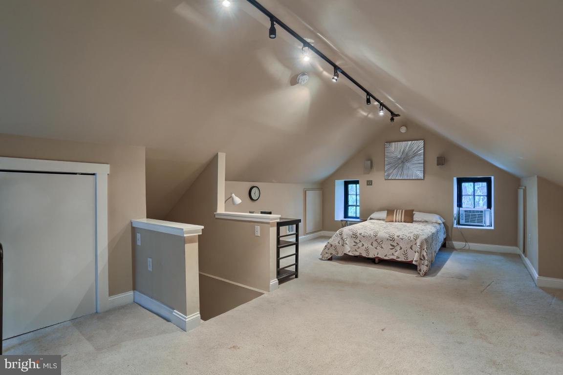 321 East Roseville Road Lancaster, PA 17601 - Photo 33 of 34 Gallery Image 33