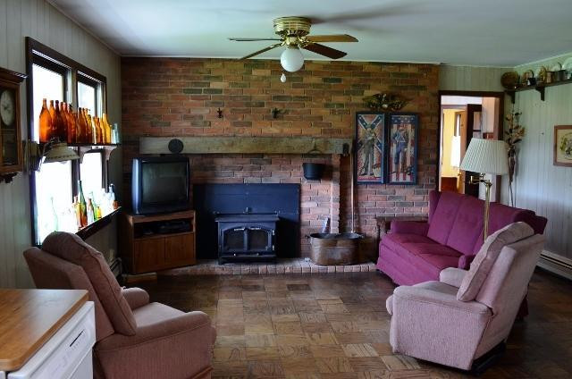 14161 Schwab Road Manchester, MI 48158 - Photo 5 of 23 Photo 5