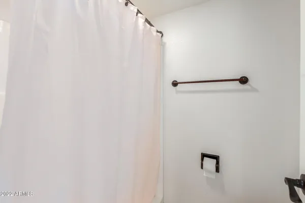 $2,200 | 7005 East Broadway Road, Unit 28, Mesa, AZ 85208