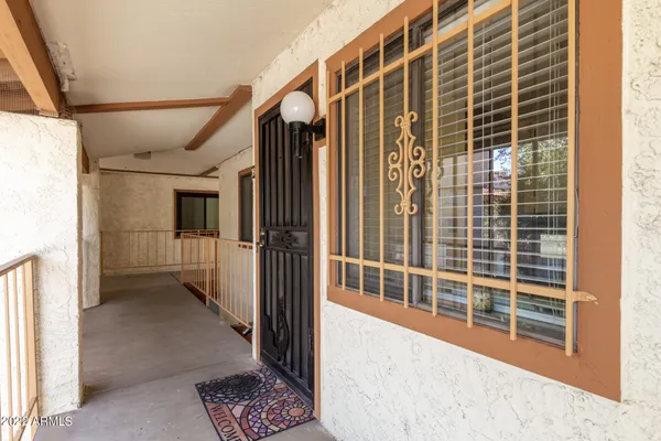 $2,200 | 7005 East Broadway Road, Unit 28, Mesa, AZ 85208